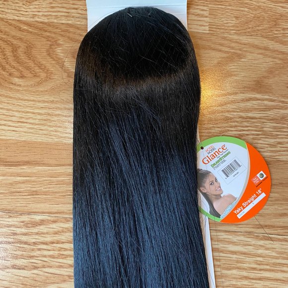 #110 18" GLANCE YAKY DRAWSTRING PONYTAIL - Picture 3 of 6